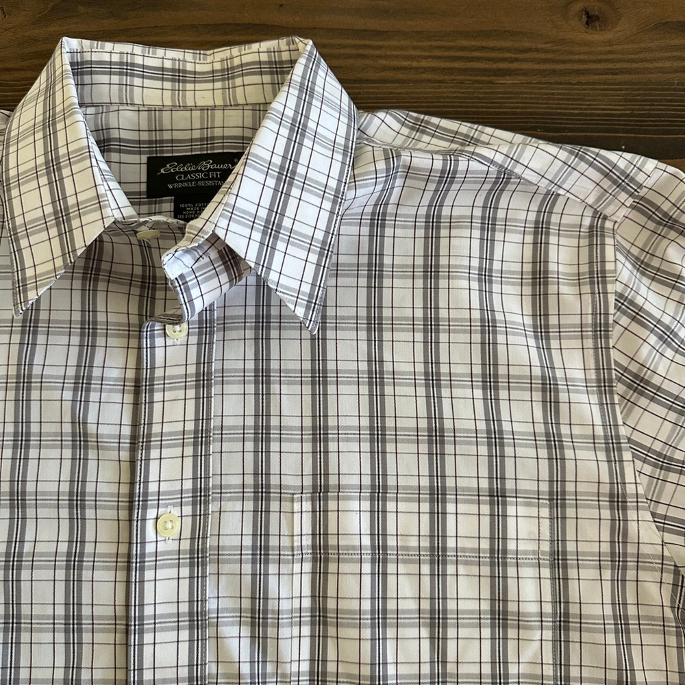 Eddie Bauer Gray White Plaid Button Down Shirt L Classic Fit Wrinkle Resistant